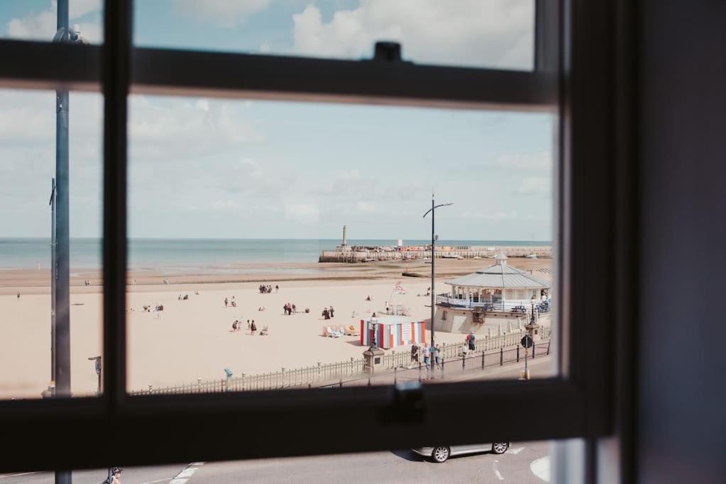 The Sunset Apartment - Margate Beach - By Goldex Coastal Breaks Zewnętrze zdjęcie